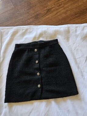 H&M Black Textured Button-Front Mini Skirt - Unbranded